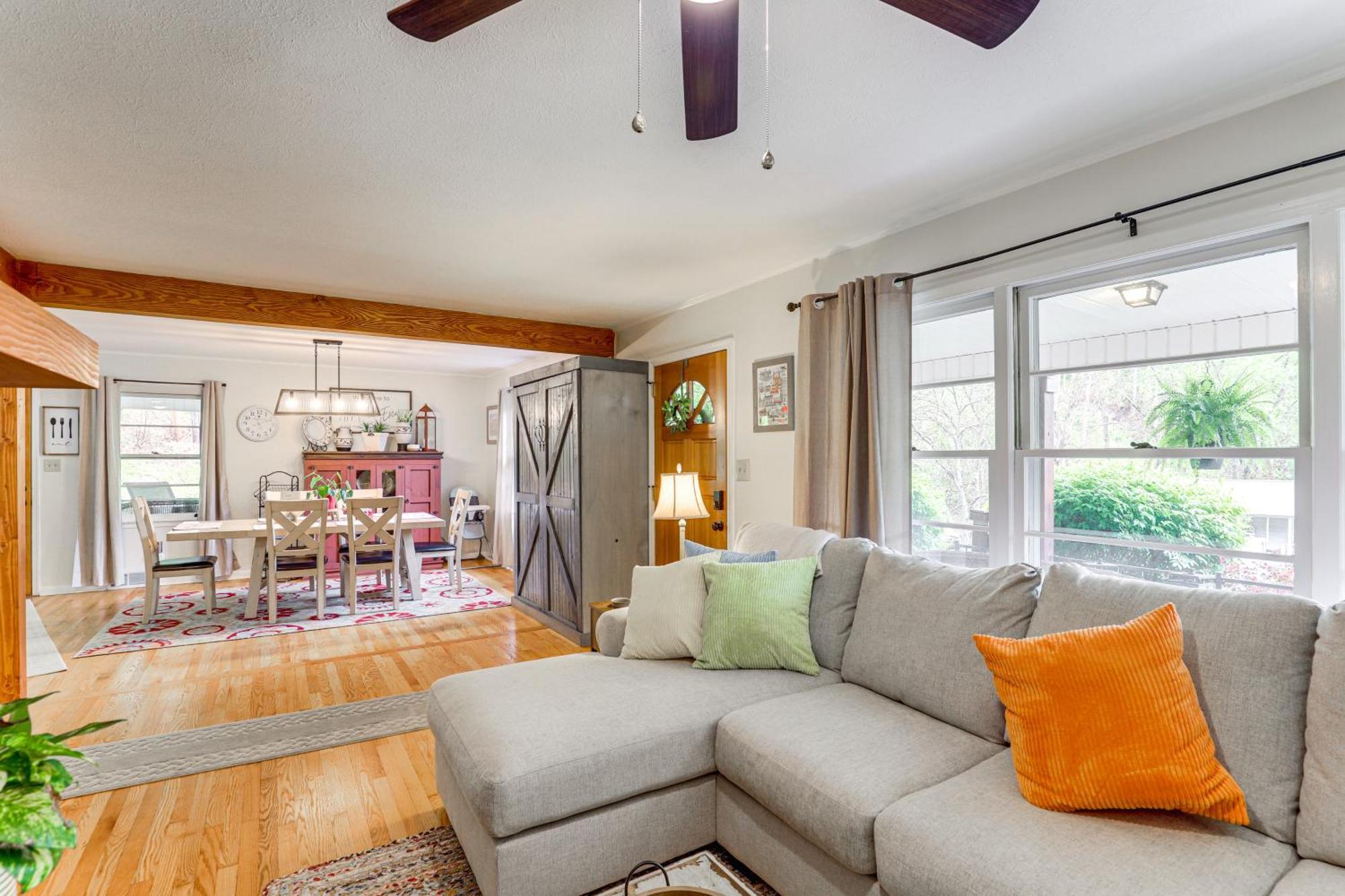 Updated Marshall Home With Fire Pit And Game Room! المظهر الخارجي الصورة