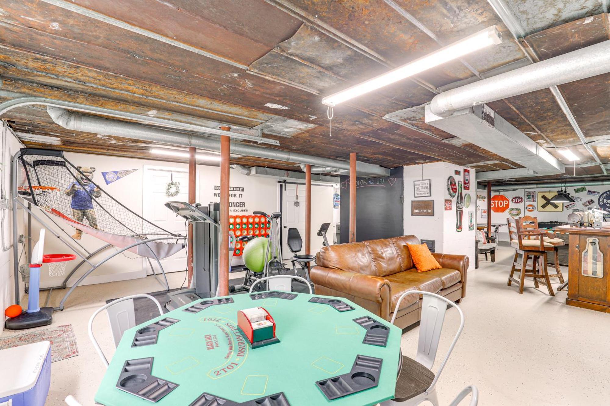 Updated Marshall Home With Fire Pit And Game Room! المظهر الخارجي الصورة